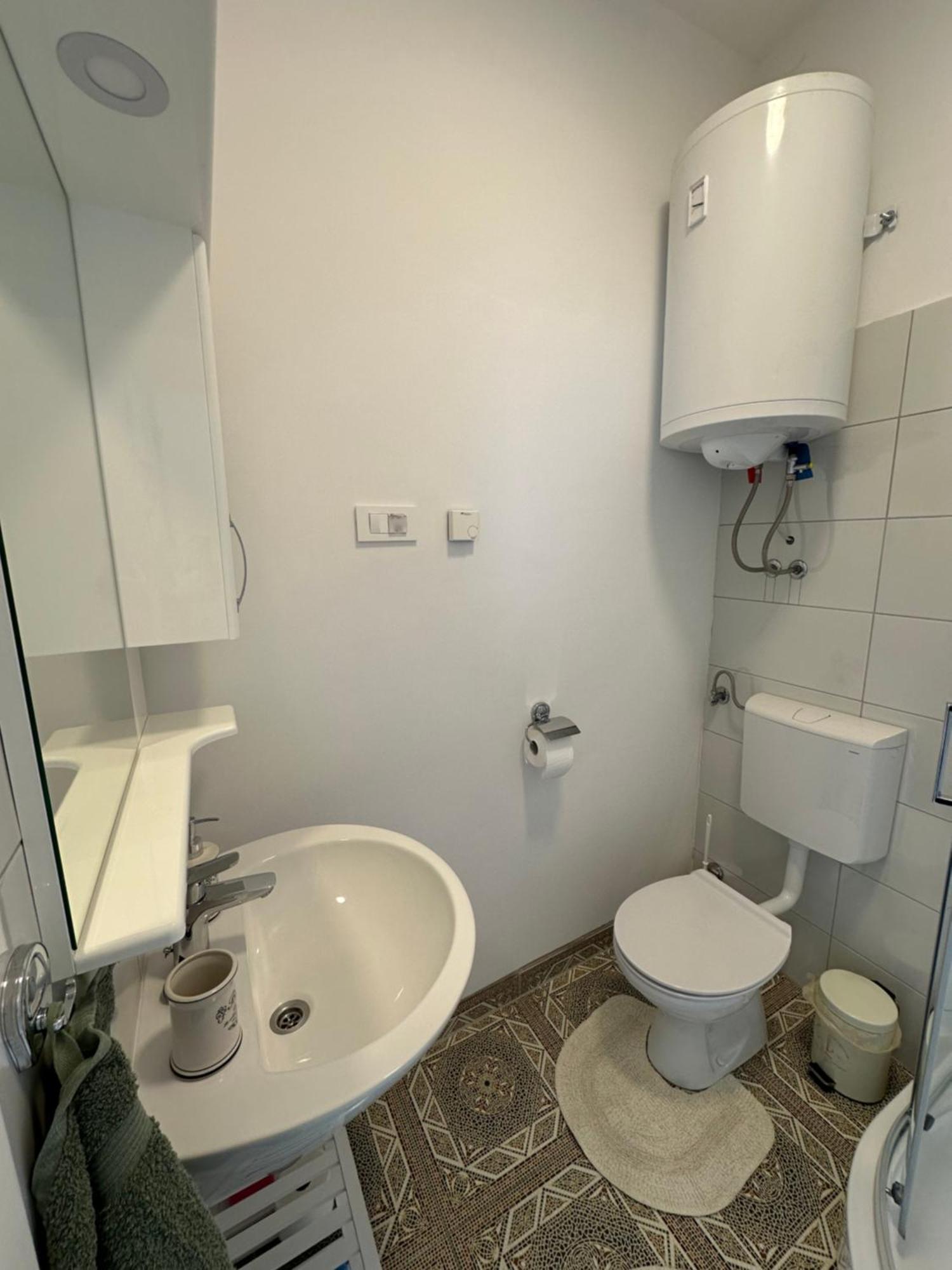 Om Yoga Center Apartment Slovenska Bistrica Bagian luar foto